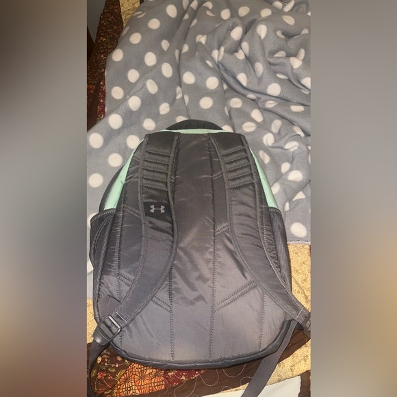 ua backpack - Picture 3 of 6